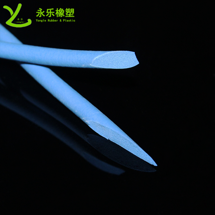 津南硅膠發(fā)發(fā)泡條，阻燃硅膠發(fā)泡圓條，耐高溫發(fā)泡硅膠條